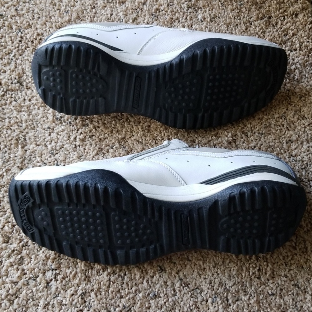 Skechers Relaxed Step - Picture 4 of 7